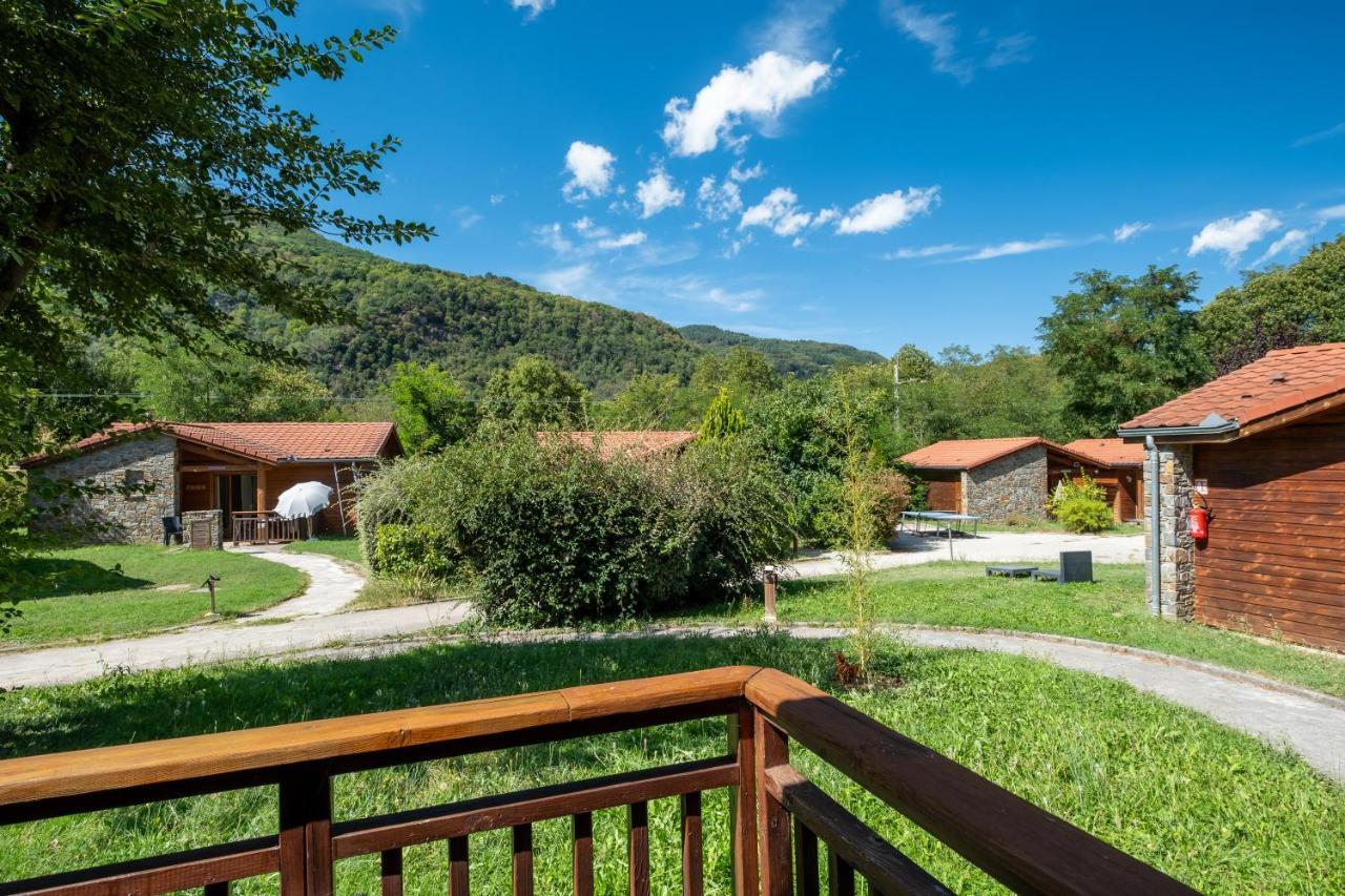Le Hameau Du Comte De Foix - 11 Chalets En Ariege Mercus-Garrabet Eksteriør bilde