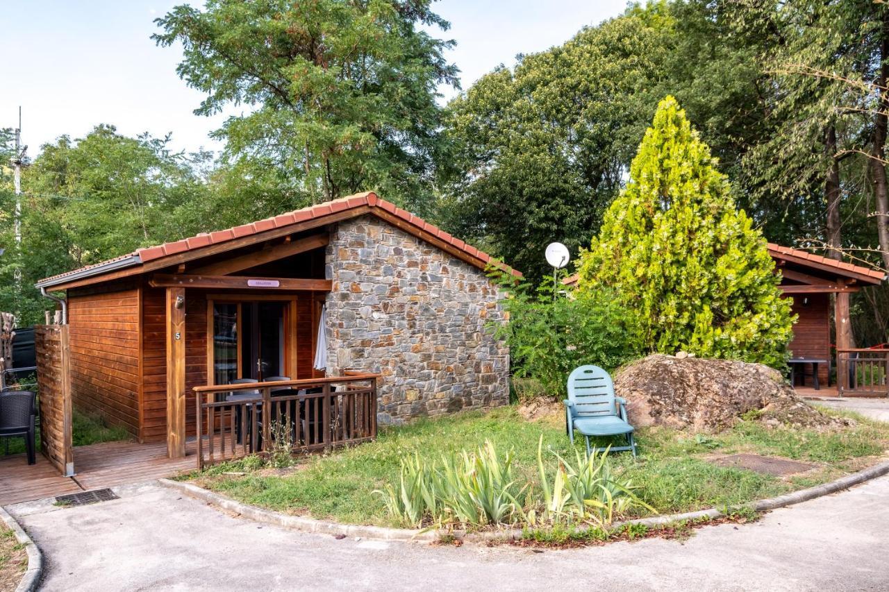 Le Hameau Du Comte De Foix - 11 Chalets En Ariege Mercus-Garrabet Eksteriør bilde